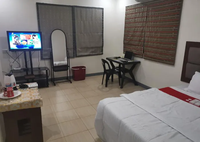 Big King Room Near Sm - Fast Wifi